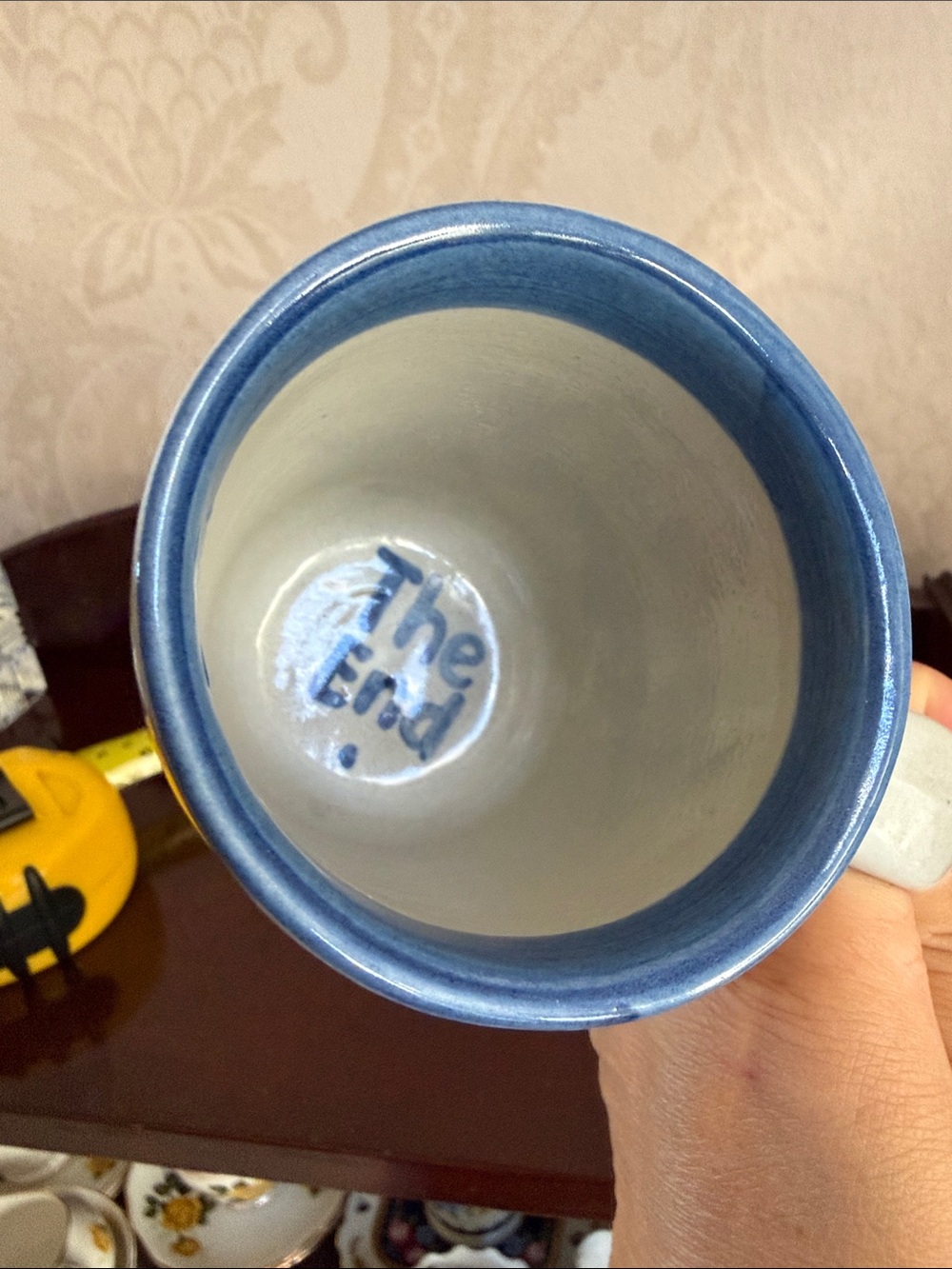 MA Hadley skier mug - Picture 6 of 9